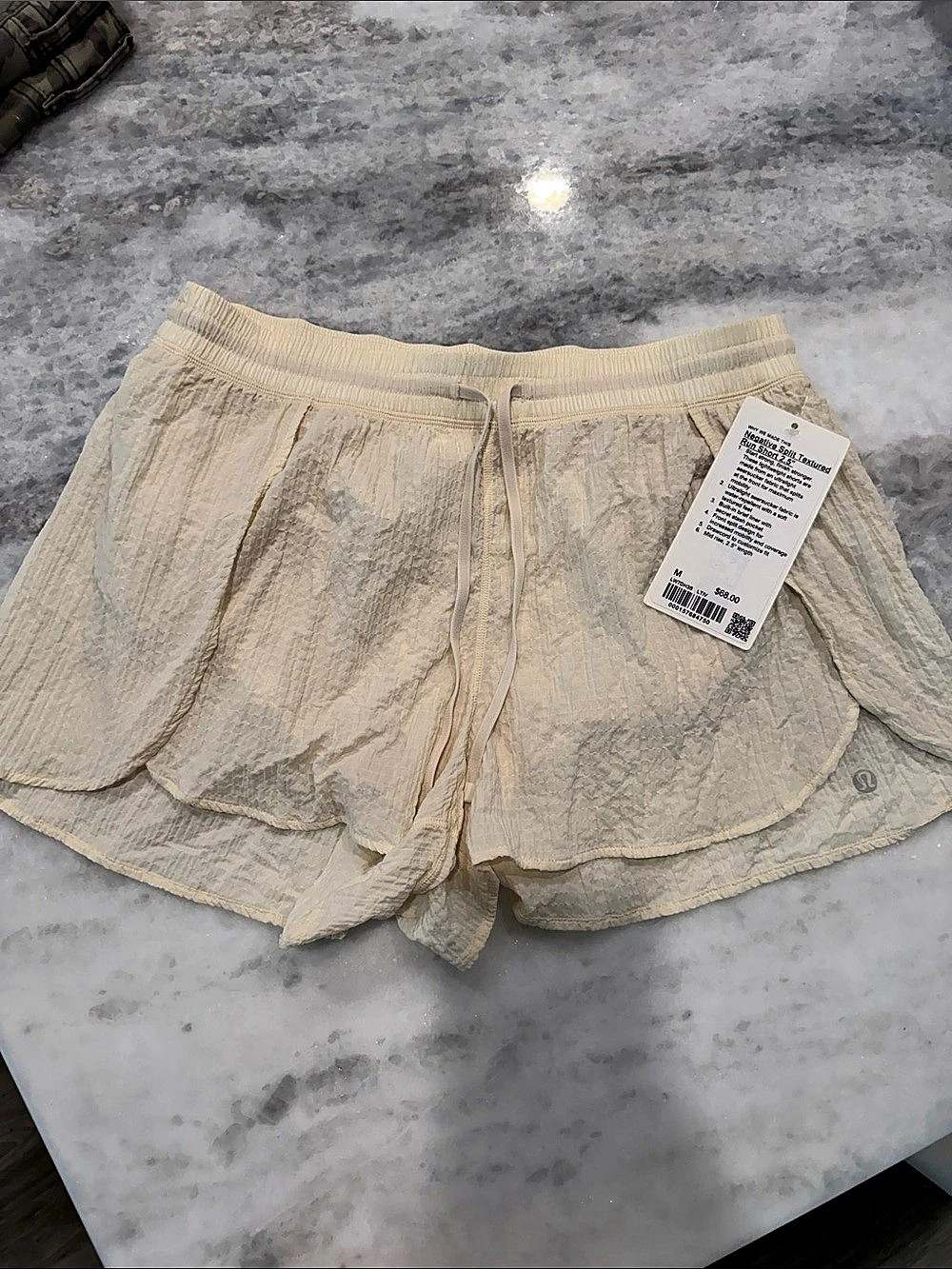 lululemon Negative Split Textured Run Short 2.5" Cream Medium NWT